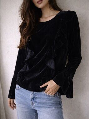 Amaryllis Black Velvet Ruffle Bell Sleeve Blouse‎ Medium Whimsigoth Dark Romance